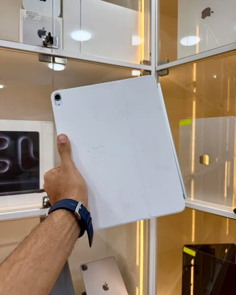 iPad Air M3 128 2025 13โ 100% E-Sim MDM