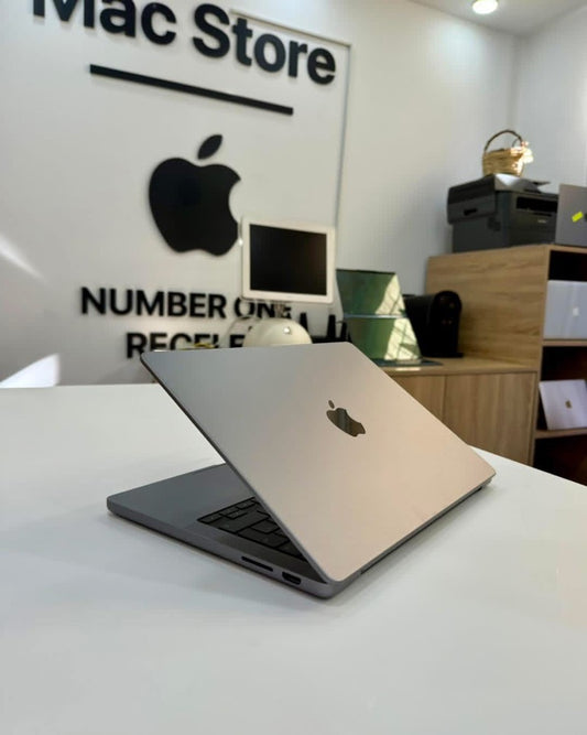 MacBook Pro 2023 M3 14” 0557684550