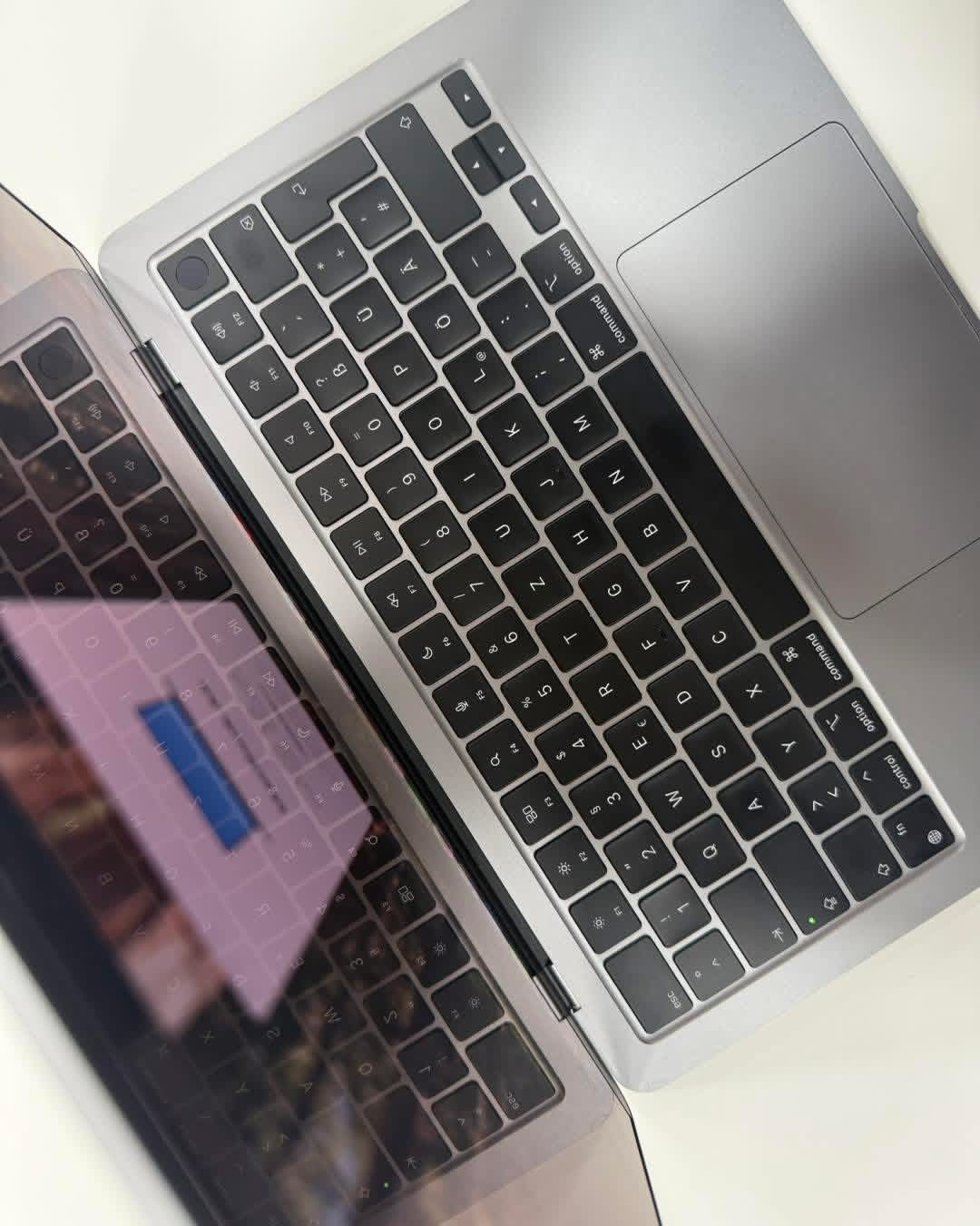 MacBook Air M2 13.6โโ 2022 16/256