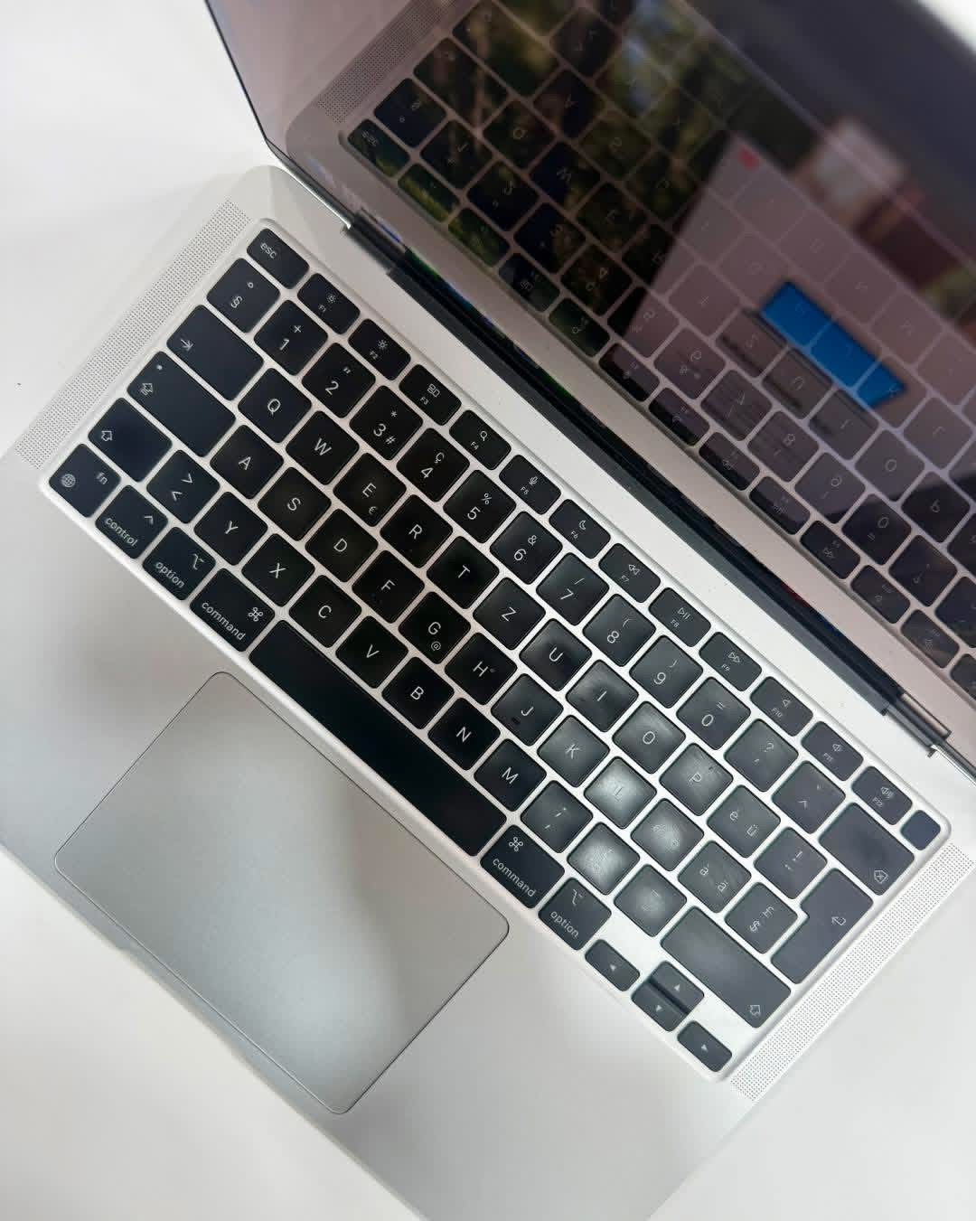 MacBook Air M3 2024 16/256 - 0557684550