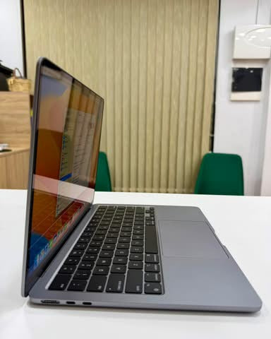 MacBook Air M2 13.6’’ 2022 8/256