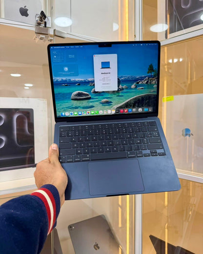 MacBook Air M2 13.6’’ 2023 16/1T
