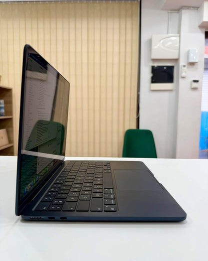 MacBook Air M2 13.6’’ 2023 16/1T