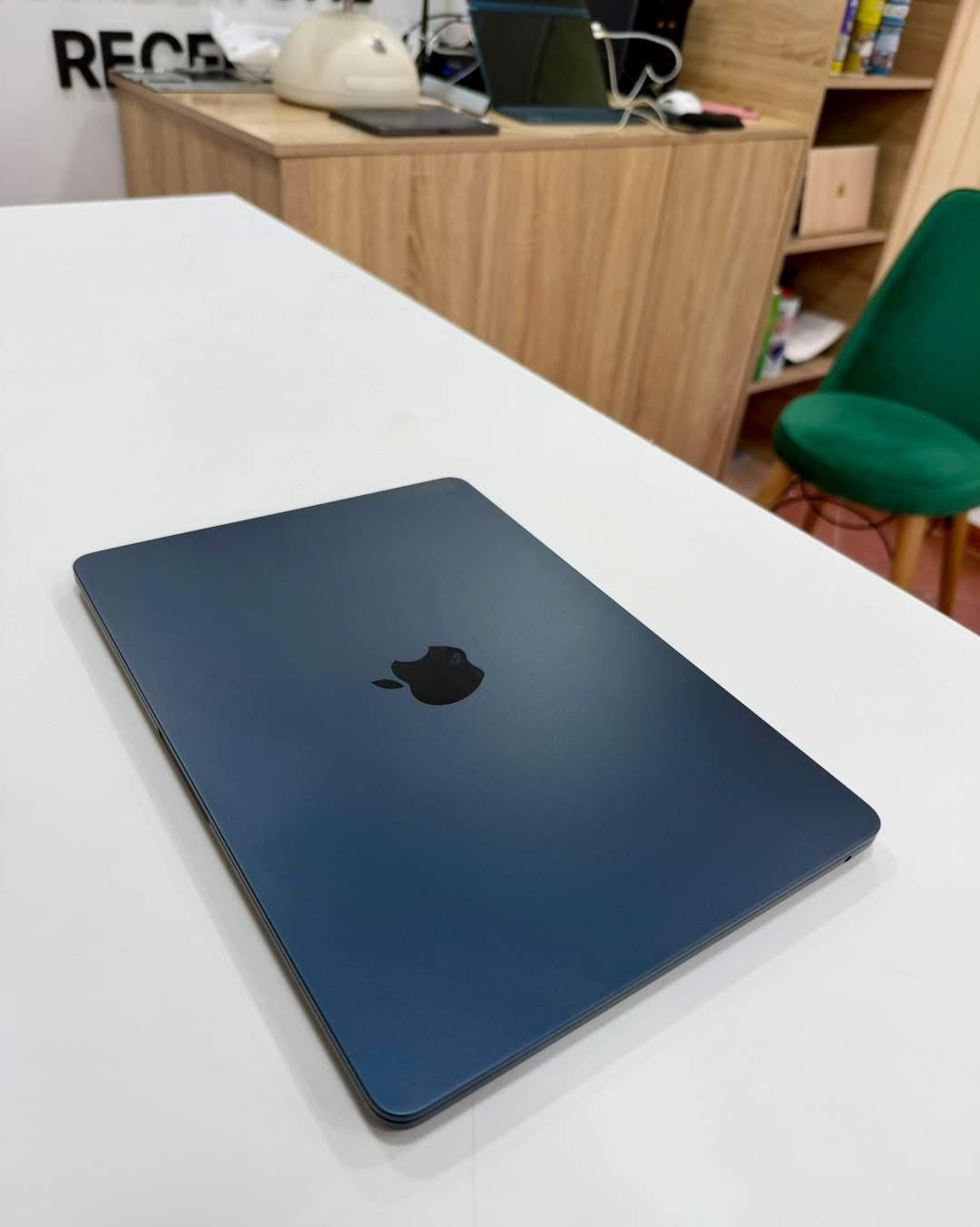 MacBook Air M2 13.6’’ 2023 16/1T