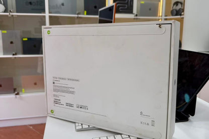 MacBook Air M4 2025 15” 16/256