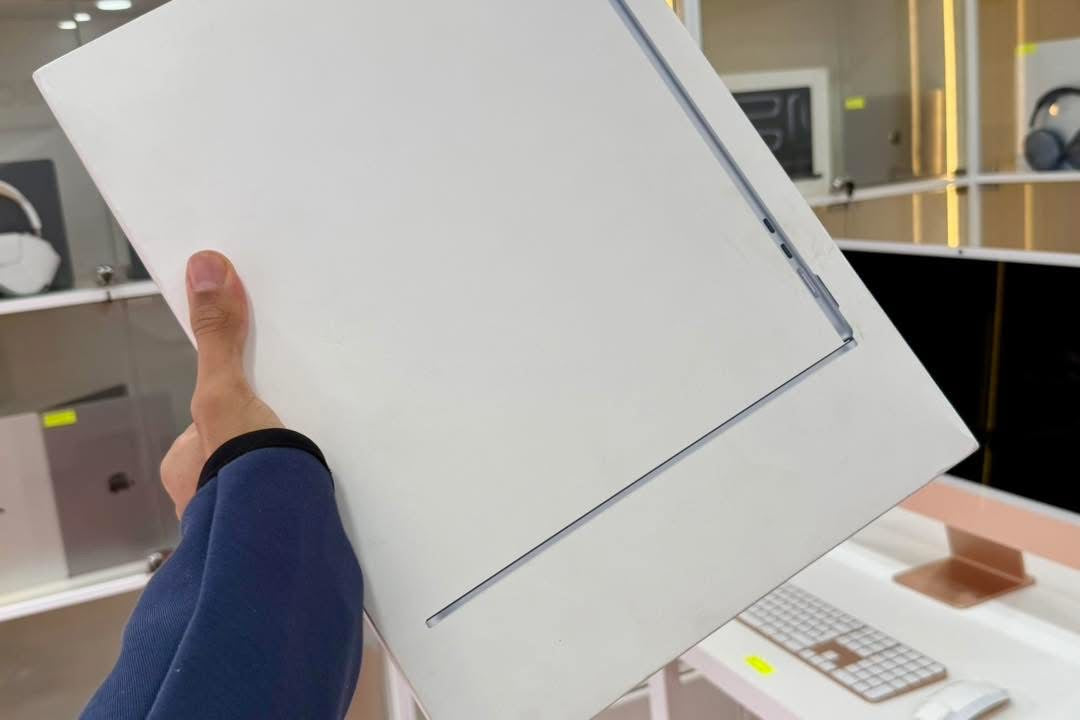 MacBook Air M4 2025 15” 16/256