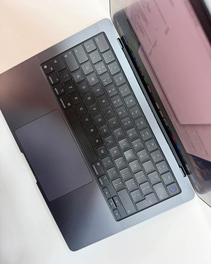 MacBook Pro M4 14” 24/1T NANOTEXTURÉ