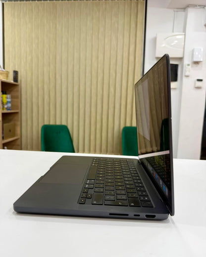 MacBook Pro M3 Pro 2023 14’’ MDM 18/1T