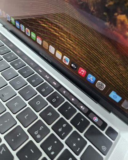 MacBook Pro M2 13.3’’ T-Bar 2022 8/256