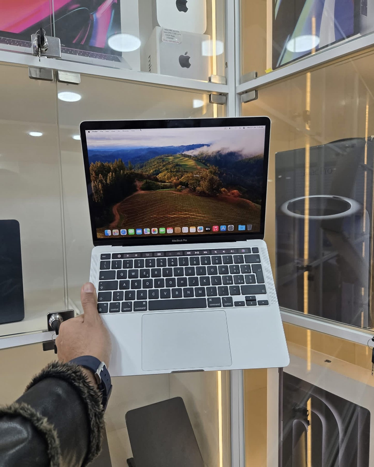 MacBook Pro M2 13.3’’ T-Bar 2022 8/256