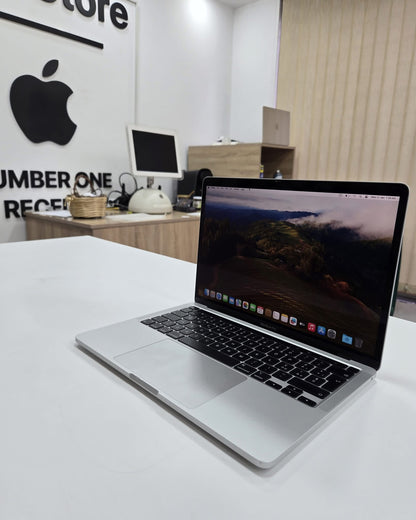 MacBook Pro M2 13.3’’ T-Bar 2022 8/256