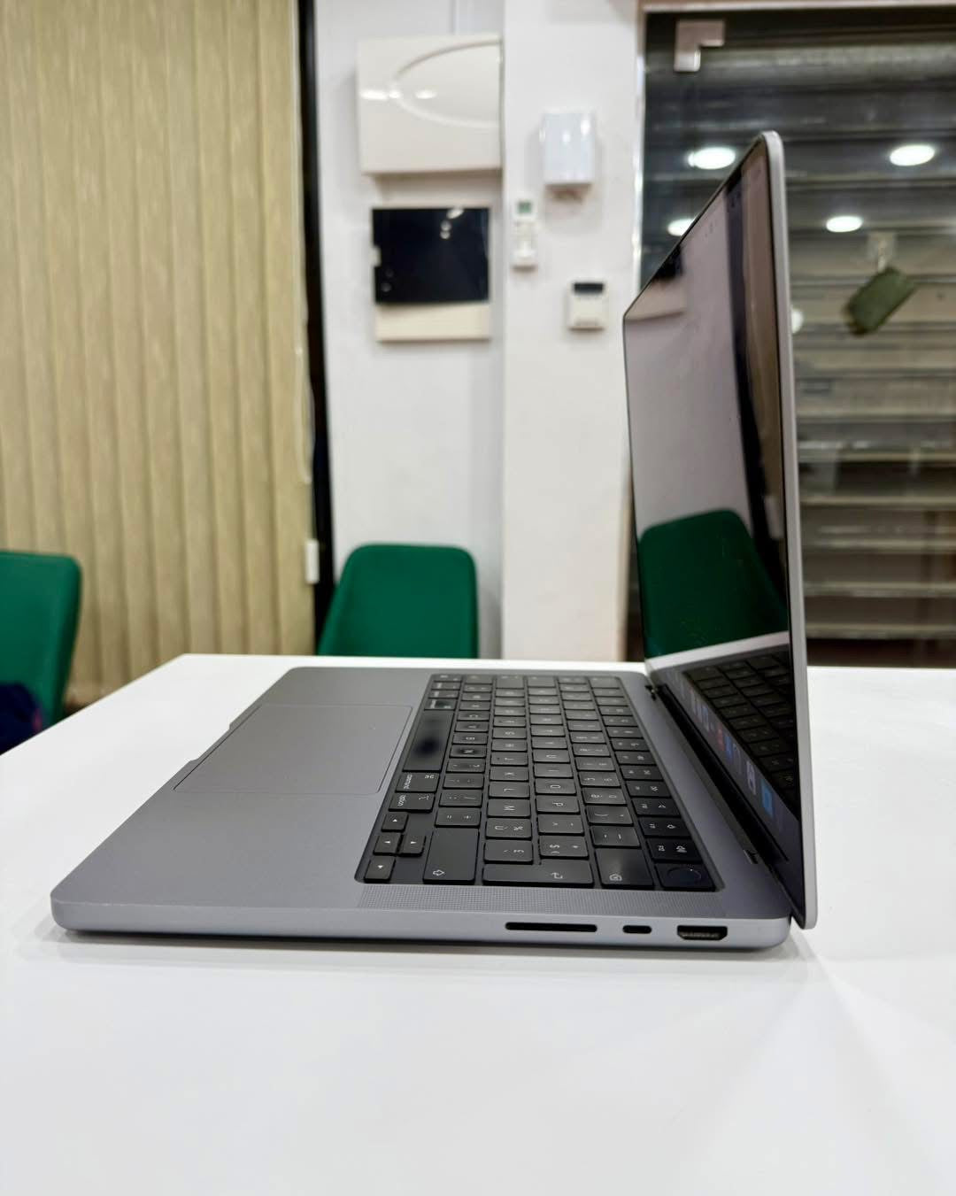 MacBook Pro M2 Pro 14” 2023 16/512