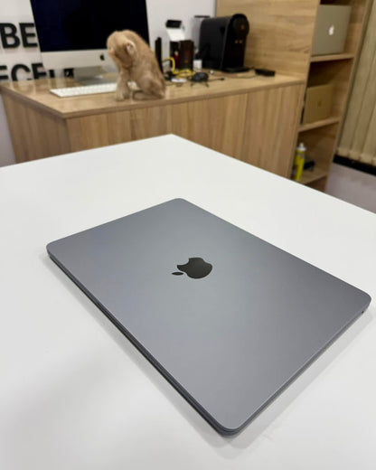 MacBook Air M2 13.6’’ 2022 16/256