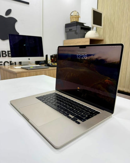 MacBook Air M3 15” 2024 16/1T
