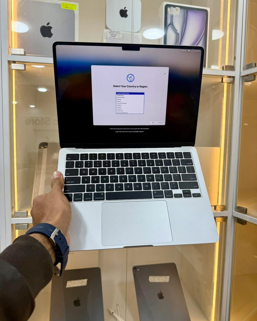 MacBook Air M3 2024 8/256