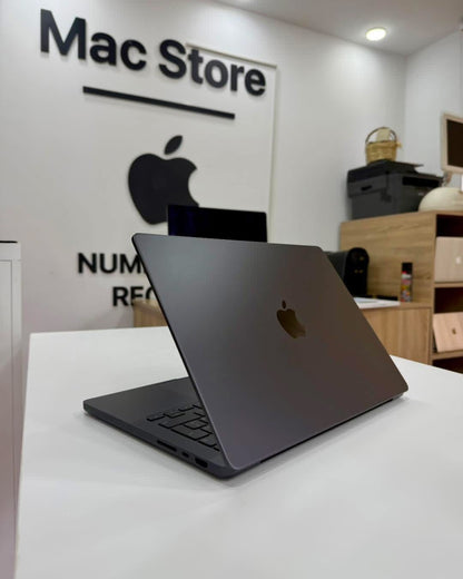 MacBook Pro 14" 2024 M4 Max 64/1T 40C GPU