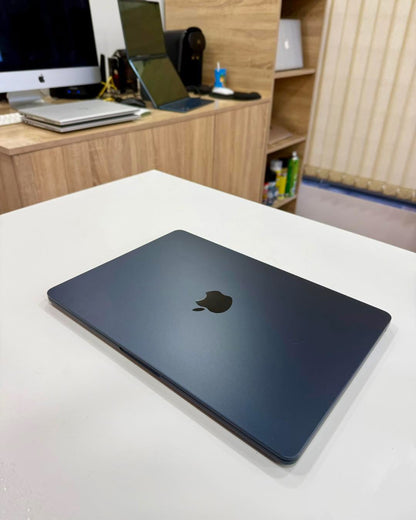 MacBook Air M2 13.6’’ 2022 16/256