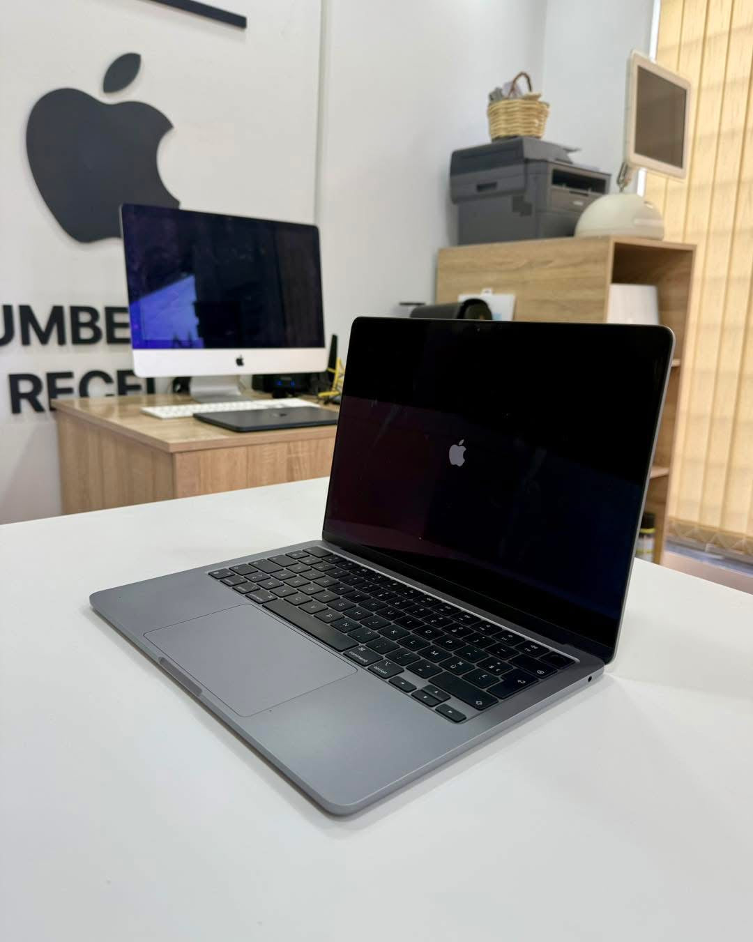 MacBook Air M2 13.6’’ 2022 8/256