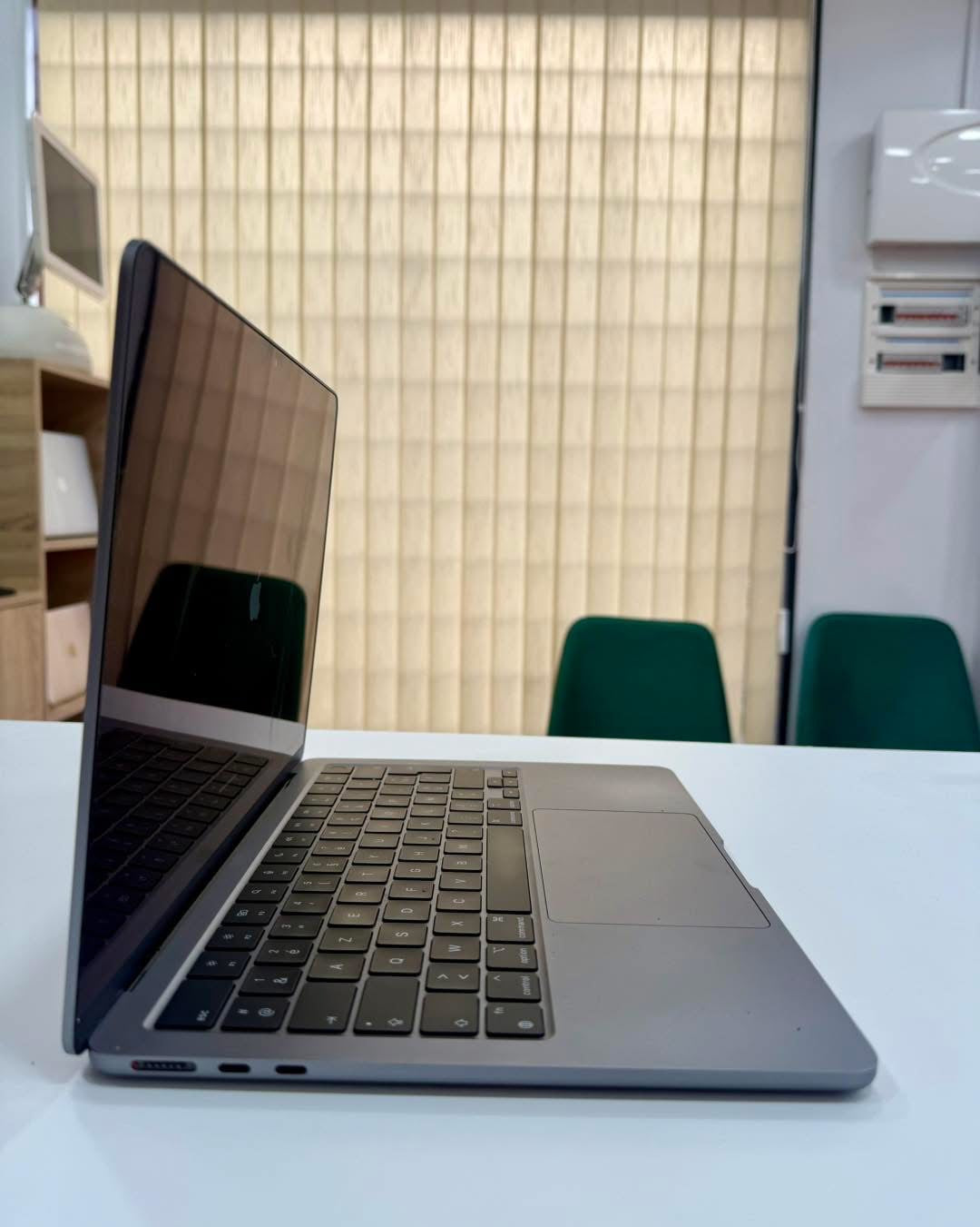 MacBook Air M2 13.6’’ 2022 8/256