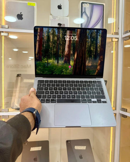 MacBook Air M2 13.6’’ 2022 8/256