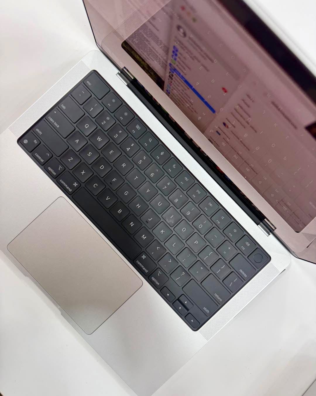 MacBook Pro M1 Pro 14” 2021 16/1T