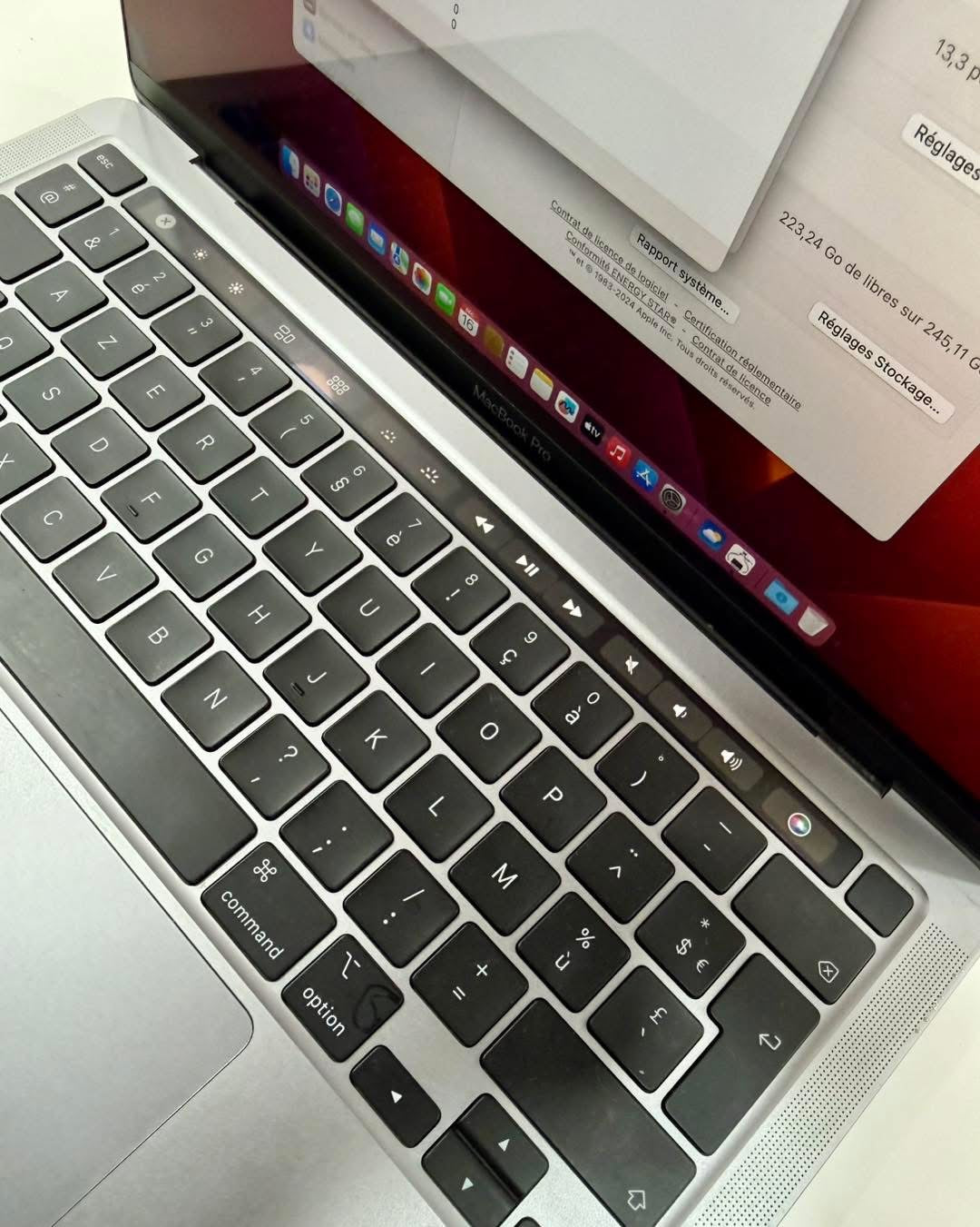 MacBook Pro M1 T-Bar 13.3’’ 2020 8/256